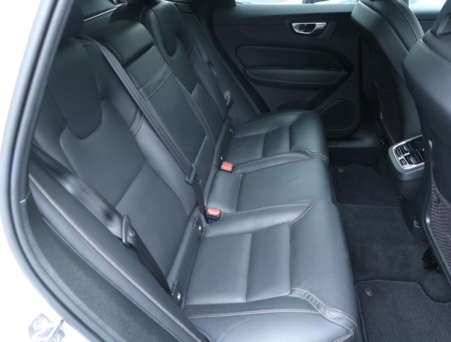 Volvo XC60  B4 AWD 