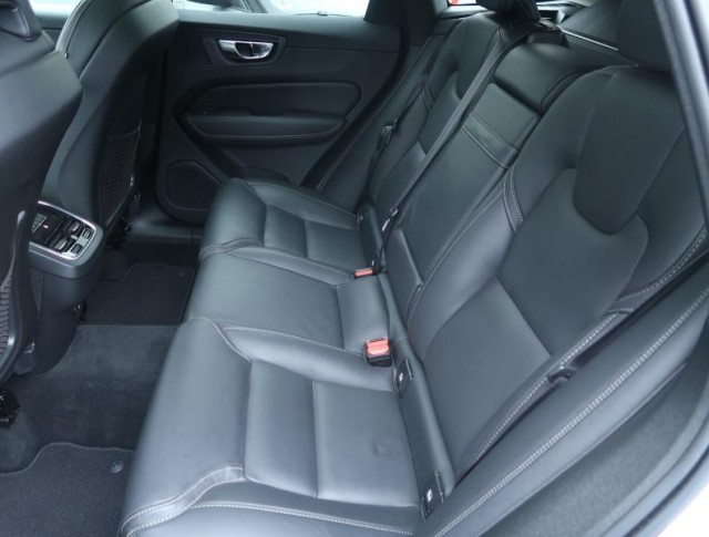 Volvo XC60  B4 AWD 
