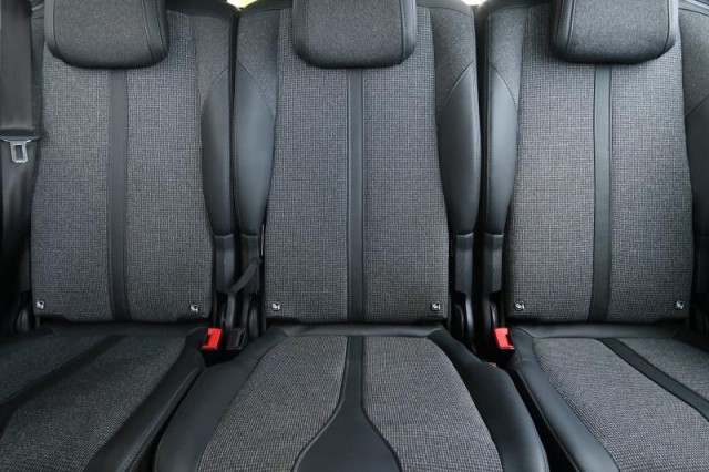 Peugeot 5008  PureTech 130 