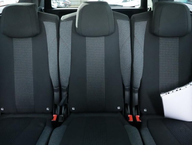 Peugeot 5008  PureTech 130 