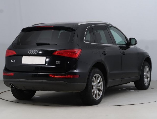 Audi Q5  2.0 TDI 