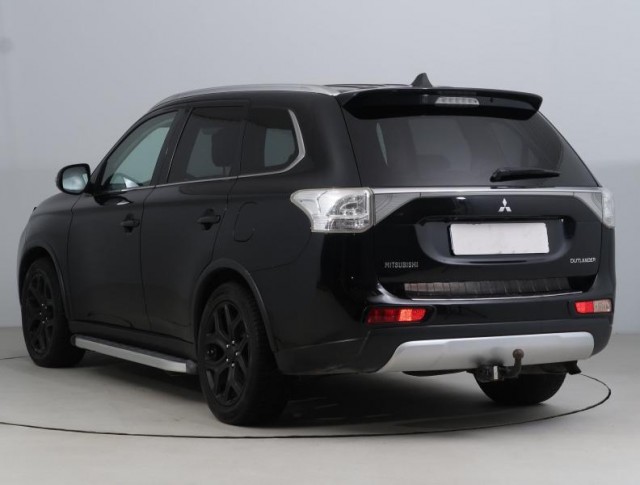 Mitsubishi Outlander  2.2 DI-D 