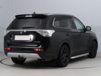 Mitsubishi Outlander  2.2 DI-D 