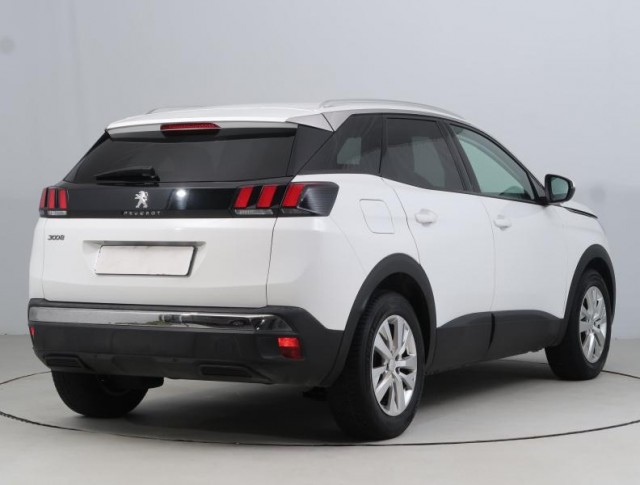 Peugeot 3008  1.2 PureTech 