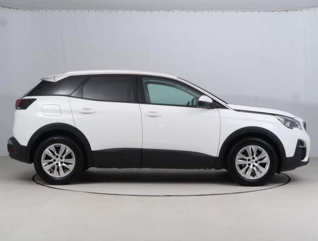Peugeot 3008  1.2 PureTech 