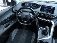 Peugeot 3008  1.2 PureTech 