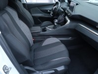 Peugeot 3008  1.2 PureTech 
