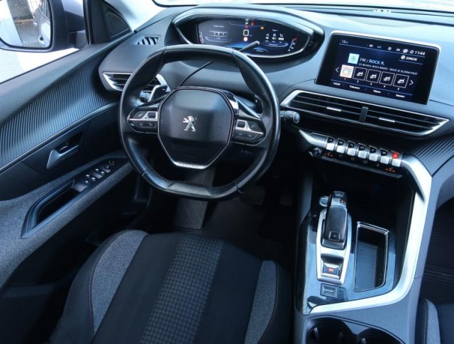 Peugeot 3008  1.6 BlueHDi Active