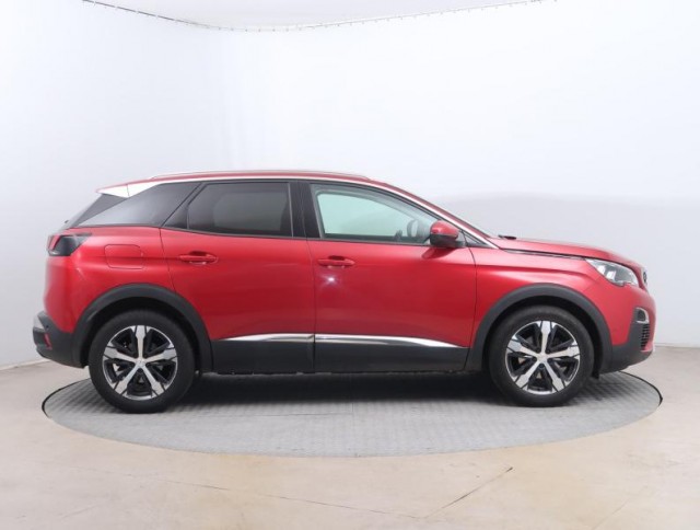 Peugeot 3008  1.2 PureTech 