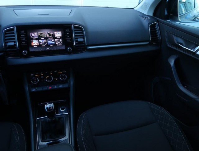 Škoda Karoq  1.0 TSI 