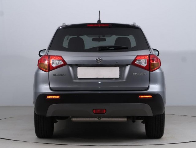 Suzuki Vitara  1.6 VVT Elegance