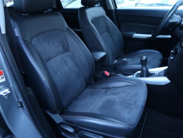 Suzuki Vitara  1.6 VVT Elegance