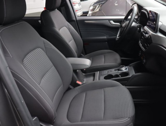 Ford Kuga  1.5 TDCi Titanium