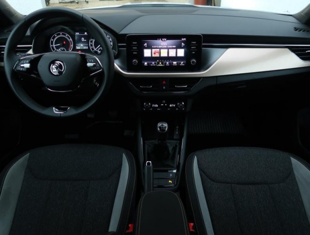 Škoda Kamiq  1.0 TSI Style