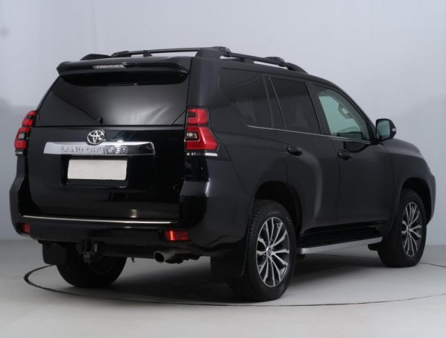 Toyota Land Cruiser  2.8 D-4D 