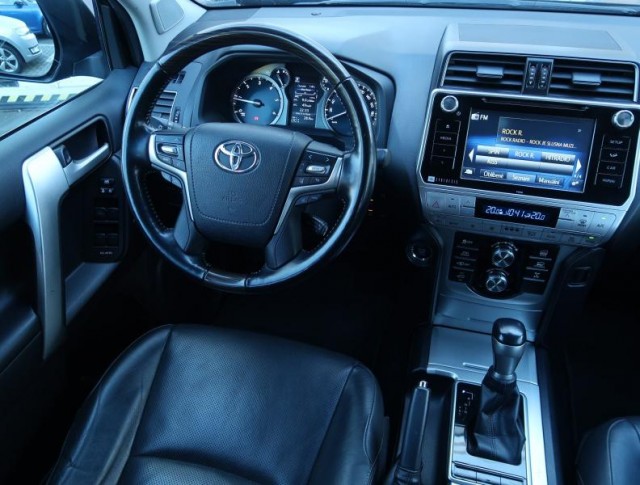 Toyota Land Cruiser  2.8 D-4D 