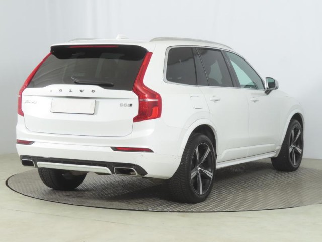 Volvo XC90  D5 AWD R-Design