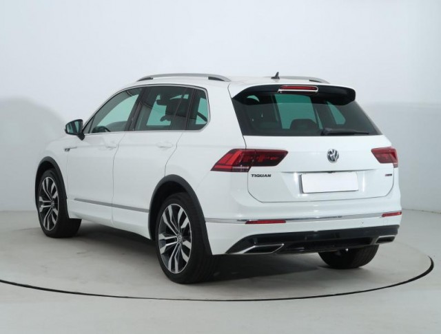 Volkswagen Tiguan  2.0 TSI R-Line