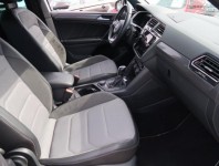 Volkswagen Tiguan  2.0 TSI R-Line