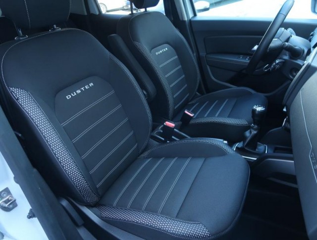 Dacia Duster  1.6 SCe Prestige