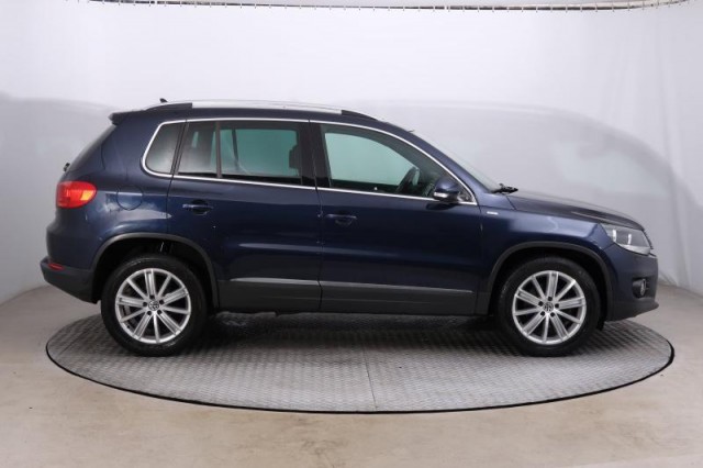 Volkswagen Tiguan  2.0 TDI 