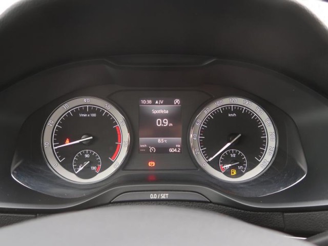 Škoda Karoq  1.5 TSI Style