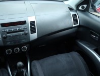 Mitsubishi Outlander  2.0 DI-D Intense