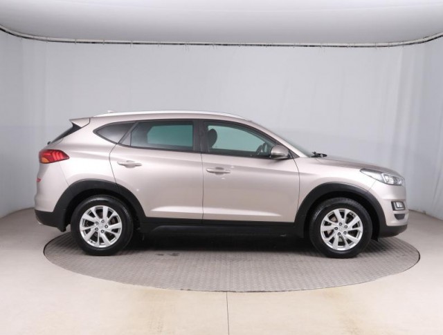 Hyundai Tucson  1.6 T-GDI Trikolor