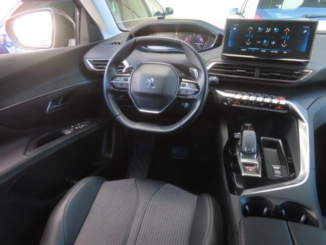 Peugeot 3008  1.2 PureTech Allure