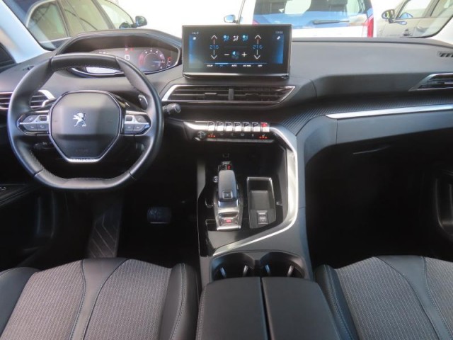 Peugeot 3008  1.2 PureTech Allure