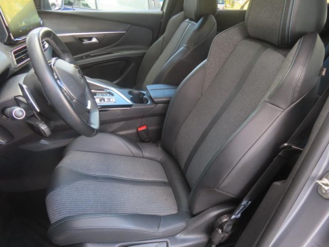 Peugeot 3008  1.2 PureTech Allure