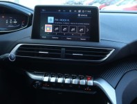 Peugeot 3008  1.6 BlueHDi Active