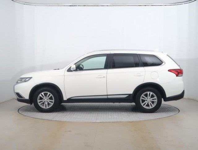 Mitsubishi Outlander  2.0 