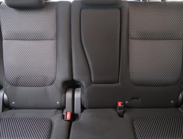 Mitsubishi Outlander  2.0 