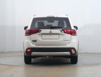 Mitsubishi Outlander  2.0 