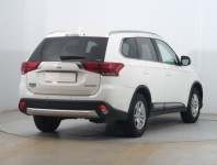 Mitsubishi Outlander  2.0 