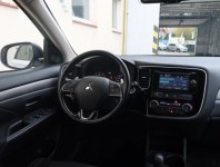 Mitsubishi Outlander  2.0 