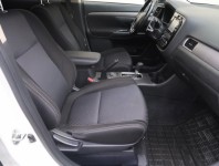 Mitsubishi Outlander  2.0 