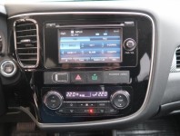 Mitsubishi Outlander  2.0 