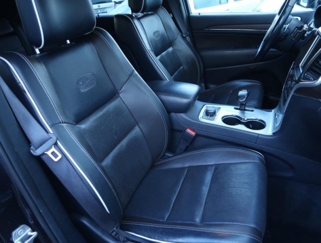 Jeep Grand Cherokee  3.0 CRD 