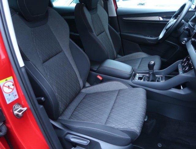 Škoda Karoq  1.5 TSI Style