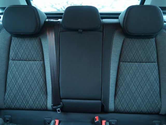 Škoda Karoq  1.5 TSI Style