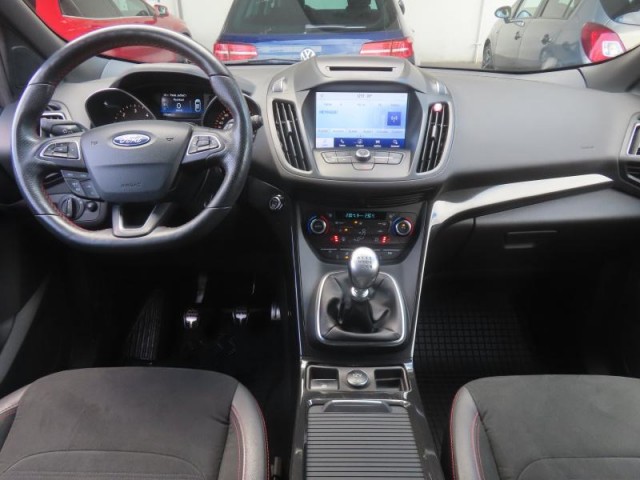 Ford Kuga  2.0 TDCi ST-Line