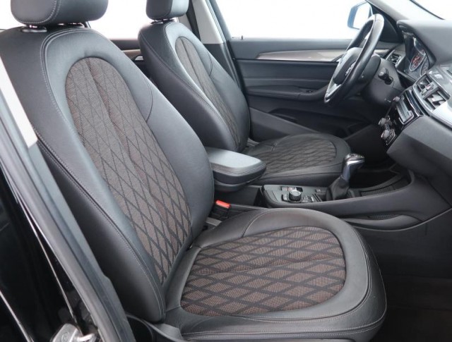 BMW X1  xDrive18d Sport Line