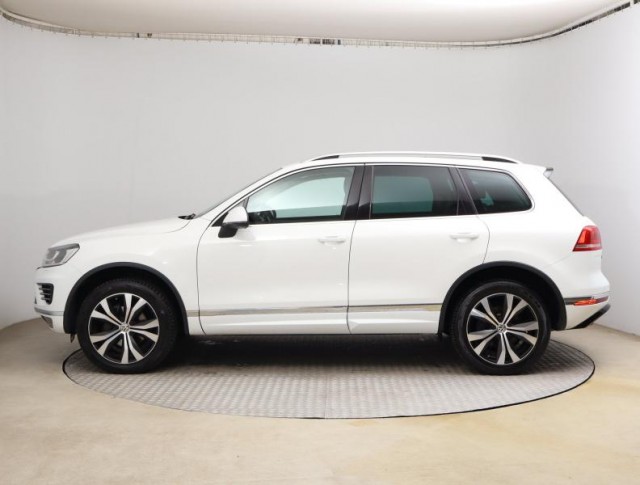 Volkswagen Touareg  3.0 TDI R-Line