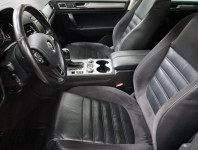 Volkswagen Touareg  3.0 TDI R-Line