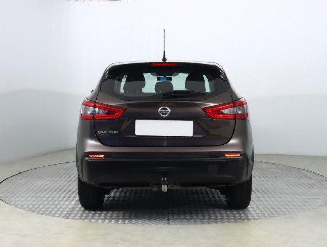 Nissan Qashqai  1.3 DIG-T 