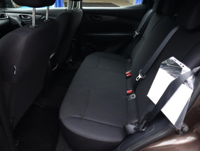 Nissan Qashqai  1.3 DIG-T 