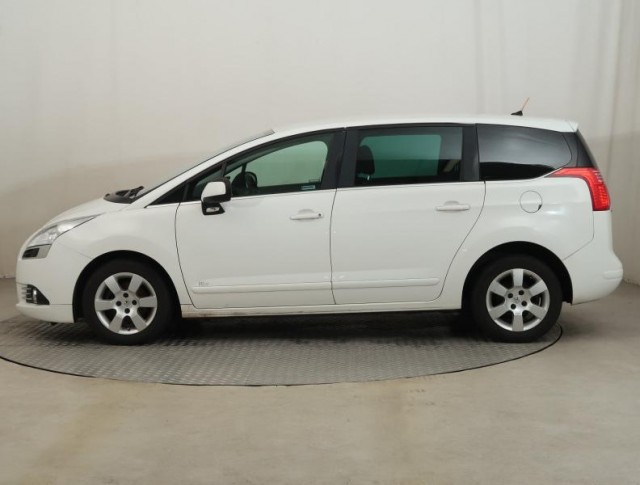 Peugeot 5008  1.6 HDi Active