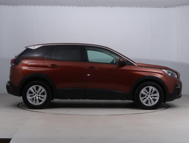 Peugeot 3008  1.5 BlueHDi 